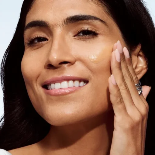 Foundation Even Better Vitamin Makeup SPF50 von Clinique