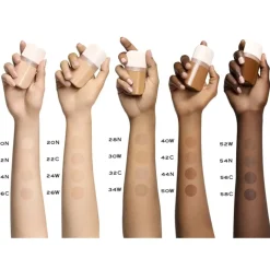 Foundation Skin Idôle 3+ Serum Supertint von Lancôme