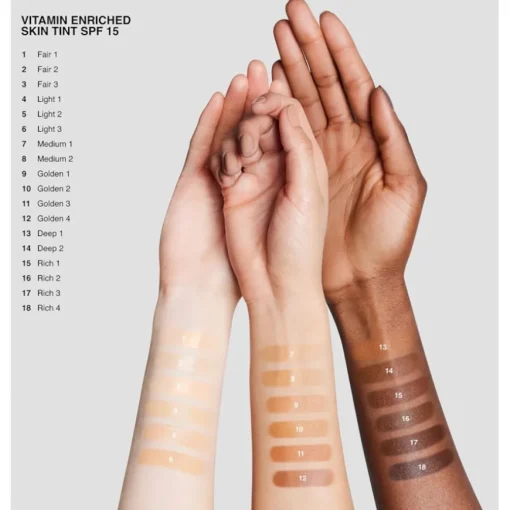 Foundation Vitamin Enriched Skin Tint von Bobbi Brown