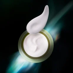 Future Solution LX Legendary Enmei Ultimate Brillance Eye Cream von Shiseido