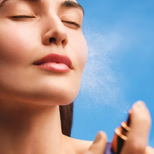 Gesicht The Face Mist von Augustinus Bader