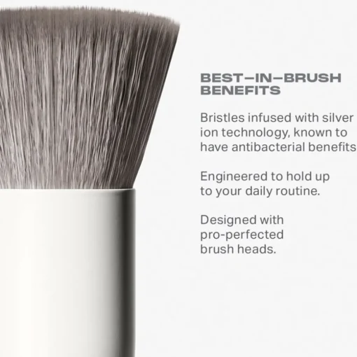 Gesichtspinsel M242 Slanted Cream & Liquid Bronzer Brush von Morphe