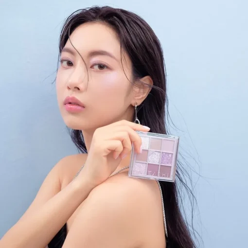 Glitterpedia Eye Palette N°4 All of Lavender Fog von Unleashia