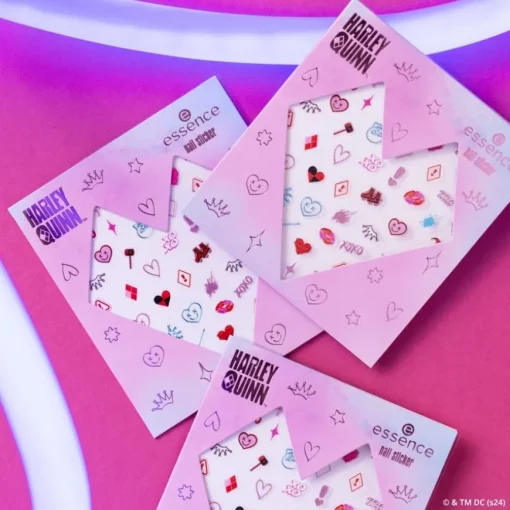 Harley Quinn Nail Sticker von Essence