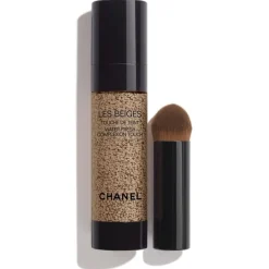 HEALTHY GLOW MAKE-UP LES BEIGES TOUCHE DE TEINT Vielseitiges Make-up mit Mikrokapsel-Pigmenten für einen erfrischten Teint. Gleicht aus, verleiht Leuchtkraft, spendet Feuchtigkeit. Natürlich frischer Teint. von CHANEL