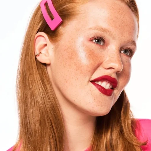 Highlighter Baby Got Bronze Highlighter Stick von Essence