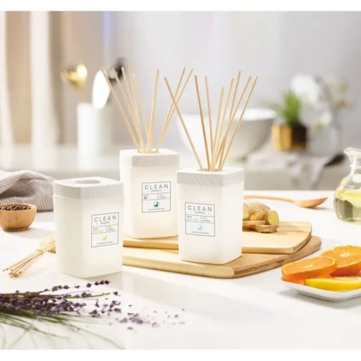 Home Collection Fresh Linens Diffuser von CLEAN Reserve