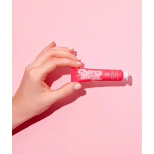 Hydration Cherry Blush Sunkissed Lip Balm von THE FOX TAN