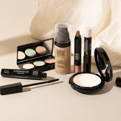 HYPERSENSITIVE HYALURON MAKE-UP SET von DADO SENS