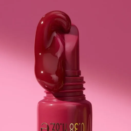 Kiss & Glow Peptide Lip Tint von Catrice