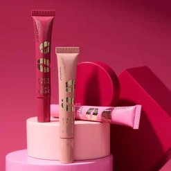 Kiss & Glow Peptide Lip Tint von Catrice