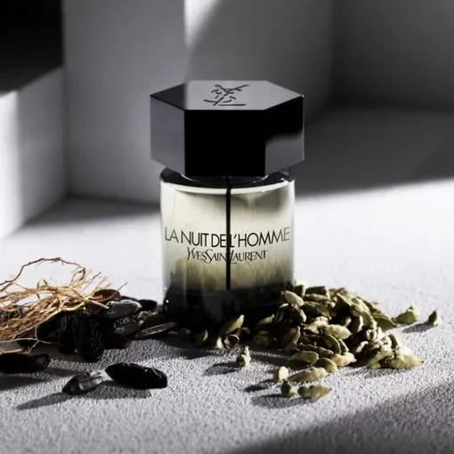 La Nuit De L'Homme Eau de Toilette Spray von Yves Saint Laurent