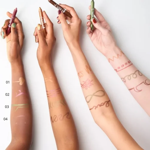 Lidschatten Blend & Line Eyeshadow Stick von Essence