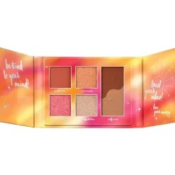 Lidschatten Protect Your Energy Mini Eyeshadow Palette von Essence