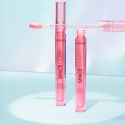Lidschatten Space Glam Liquid Chrome Eyeshadow von Catrice