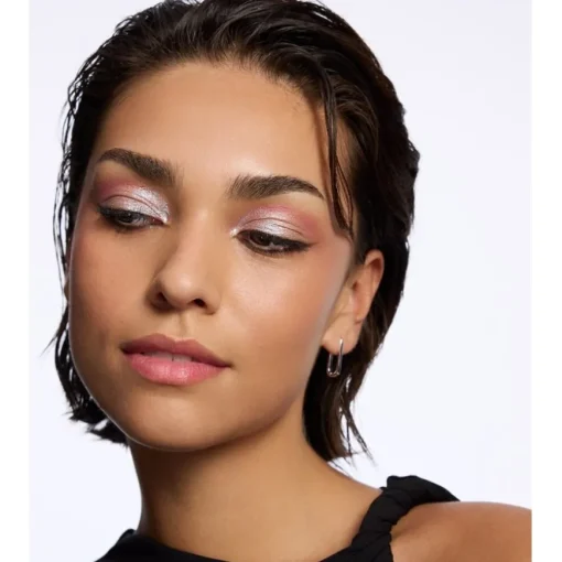 Lidschatten Space Glam Liquid Chrome Eyeshadow von Catrice