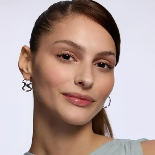 Lipgloss Glossin' Glow Tinted Lip Oil von Catrice