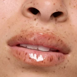 Lipgloss Hydra Kiss LIP OIL von Essence