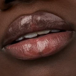 Lipgloss Marble-licious Liquid Lip Balm von Catrice