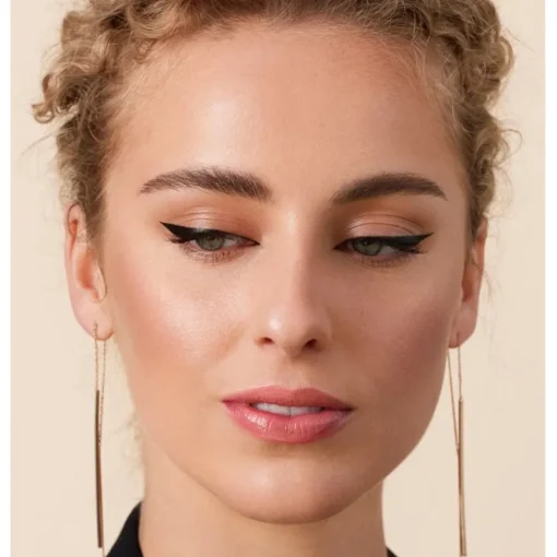 Lipgloss Marble-licious Liquid Lip Balm von Catrice