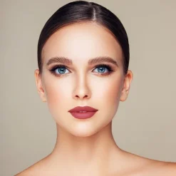 Lippen Transparent Lipstick von T. LeClerc