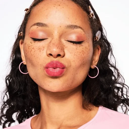 Lippenpflege JUICY BOMB Glossy Butter Balm von Essence