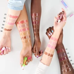 Lippenpflege JUICY BOMB Glossy Butter Balm von Essence