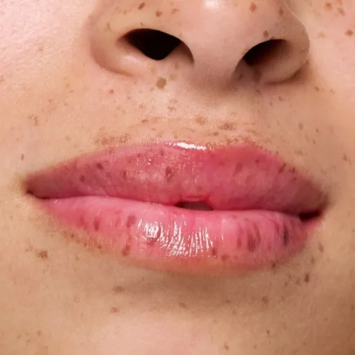 Lippenpflege JUICY BOMB Glossy Butter Balm von Essence