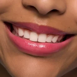 Lippenpflege JUICY BOMB Glossy Butter Balm von Essence