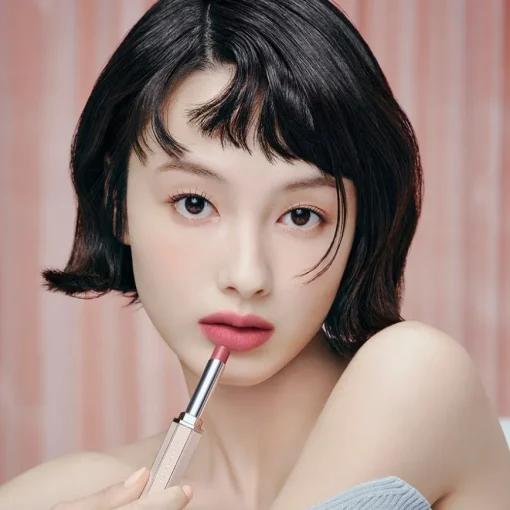 Lippenstift Allure Sheer Velvet Lip Stick von DEAR DAHLIA
