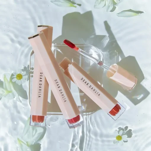 Lippenstift Blooming Edition Satin Glow Lip Stain von DEAR DAHLIA
