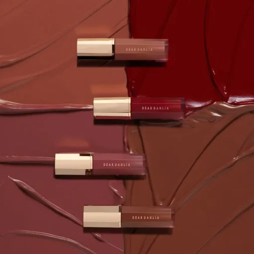 Lippenstift Petal Touch Lip Stain von DEAR DAHLIA