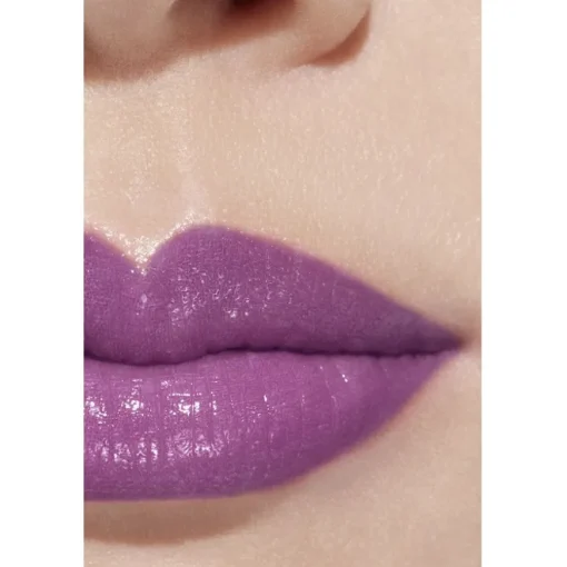 LIPPENSTIFTE ROUGE COCO BAUME - GLÄNZEND Getönter, feuchtigkeitsspendender, verschönernder Lippenbalsam mit individueller Farbintensität von CHANEL