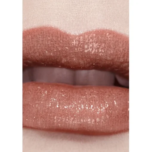 LIPPENSTIFTE ROUGE COCO BAUME - GLÄNZEND Getönter, feuchtigkeitsspendender, verschönernder Lippenbalsam mit individueller Farbintensität von CHANEL