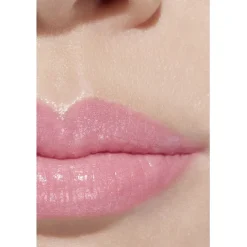 LIPPENSTIFTE ROUGE COCO BAUME - GLÄNZEND Getönter, feuchtigkeitsspendender, verschönernder Lippenbalsam mit individueller Farbintensität von CHANEL