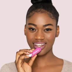Lips Oh Whale Tinted Lipbalm von florence by mills