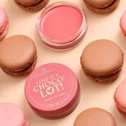 Love it a Choco'Lot Blush Mousse von Essence