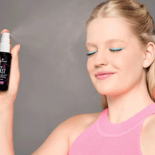 Make-up Fix & Last 18h Long-Lasting Make-Up Fixing Spray von Essence