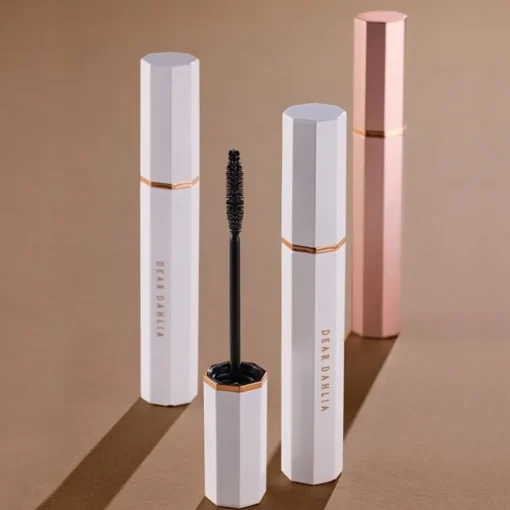 Mascara Paradise Dream Volume & Long Lash Mascara von DEAR DAHLIA