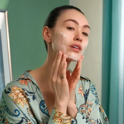 Micro-Foam Cleanser von Foreo