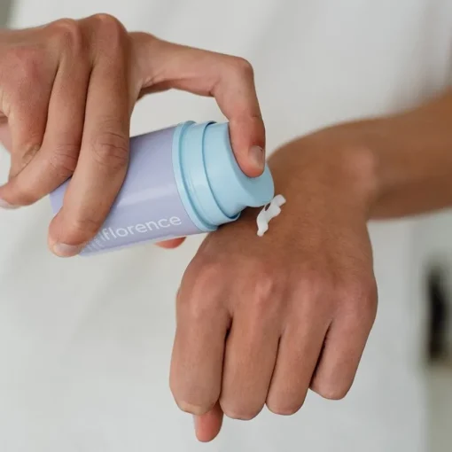 Moisturize Plump to it! Hydrating Facial Moisturizer von florence by mills