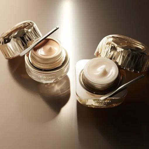 Moisturizer La Crème von Clé de Peau Beauté