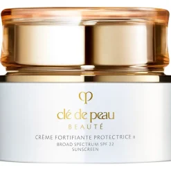 Moisturizer Protective Fortifying Cream N von Clé de Peau Beauté