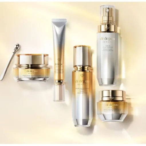 Moisturizer Volumizing Cream von Clé de Peau Beauté