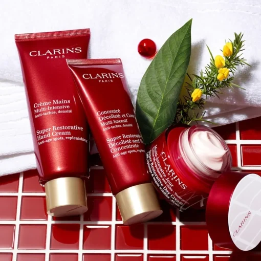 Multi-Intensive 50+ Concentré Décolleté & Cou von CLARINS