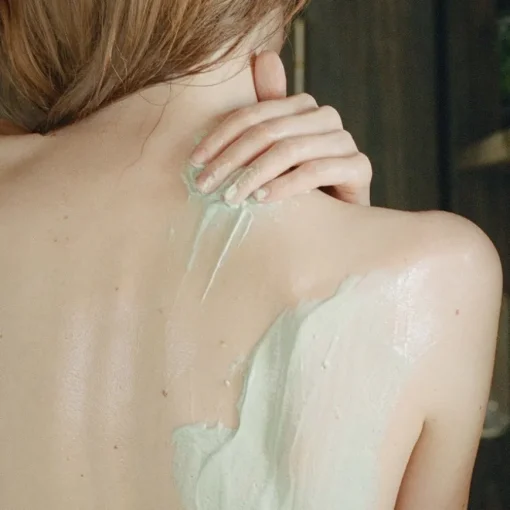 MÁDARA AHA+ Mineral Body Peel