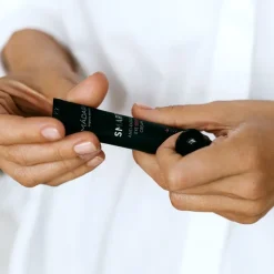 MÁDARA Anti-Fatigue Eye Rescue Cream