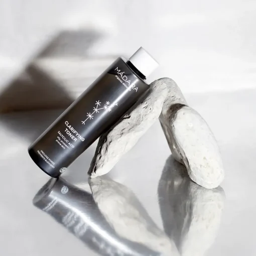 MÁDARA Clarifying Toner