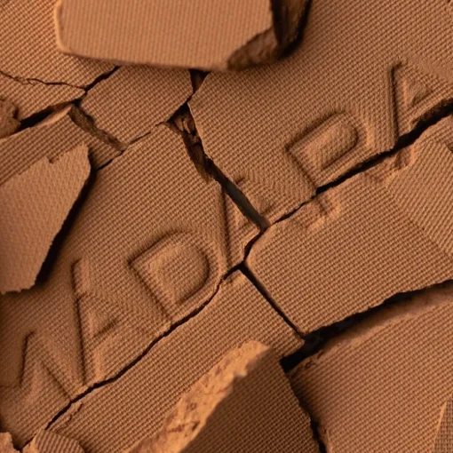 MÁDARA Soft Silk Mineral Powder Air Equal