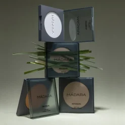 MÁDARA Soft Silk Mineral Powder Air Equal